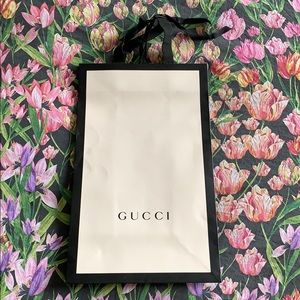 GUCCI SHOPPING BAG from the store